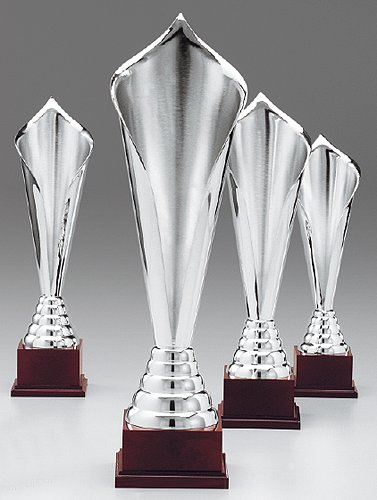 a href=nview.php?obraz=240_4img src=nv.gif width=23 height=20 border=0 style=margin-top:0px;margin-bottom:-4px a Puchar 240 4, ø22 h.71 puchary statuetki medale